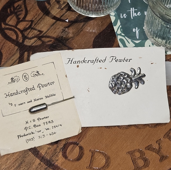 Vintage Handcrafted Pewter Pineapple Pin - Picture 1 of 3